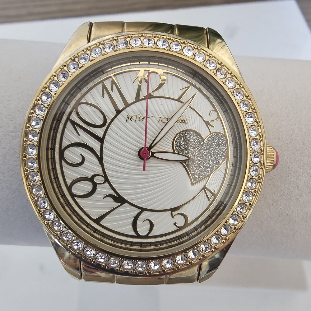Betsey Johnson Heart Diamond Pink Statement Watch | Y2K Vintage Glam 🩷